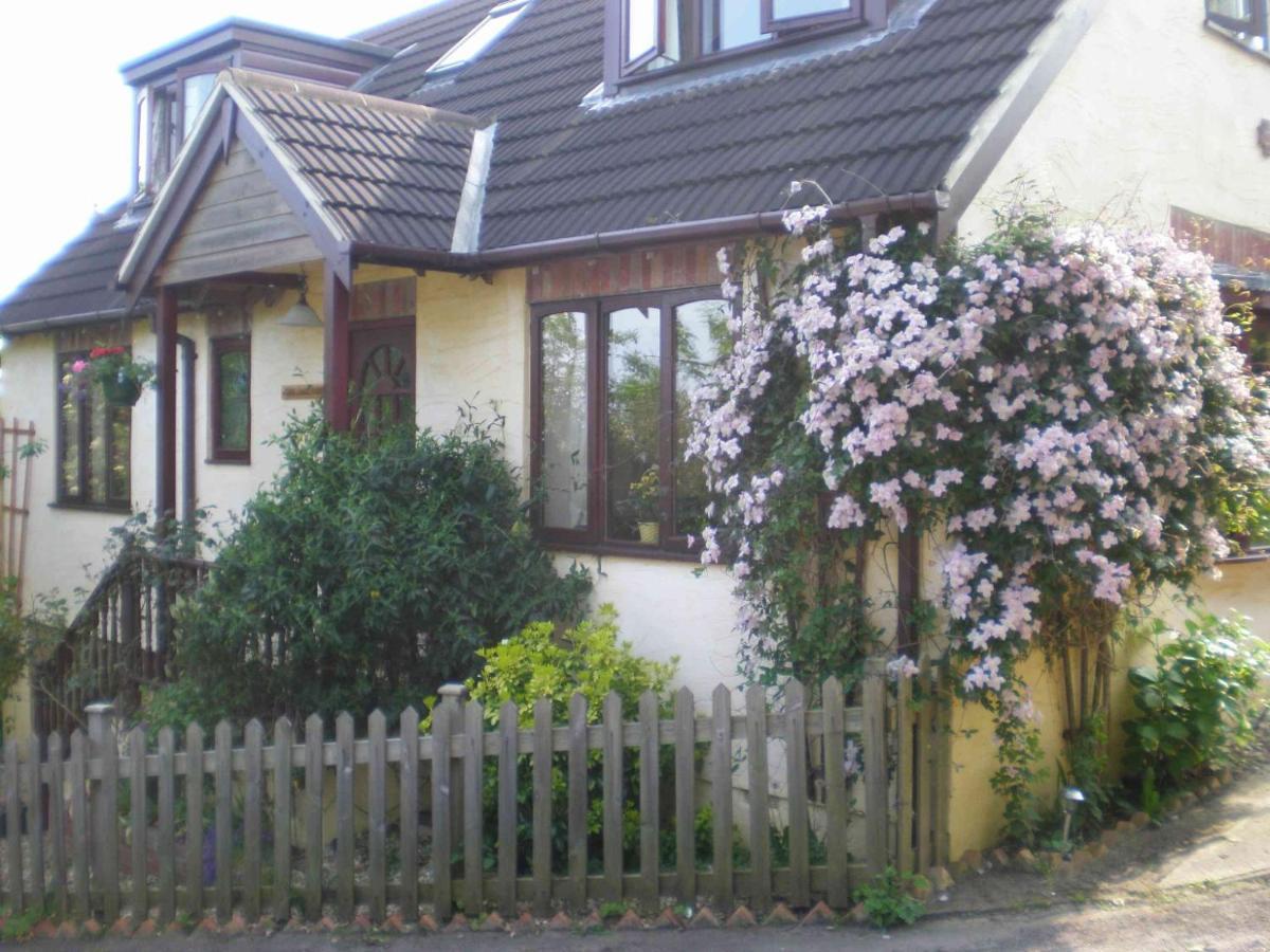 Skerries B And B Lyme Regis Exterior photo
